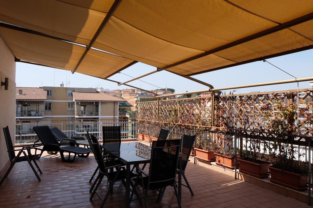 Terrazza Sul Parco Διαμέρισμα Ρώμη Εξωτερικό φωτογραφία